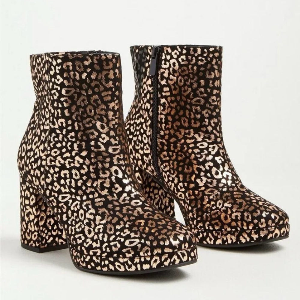 Platform Block Heel Booties Size 8W